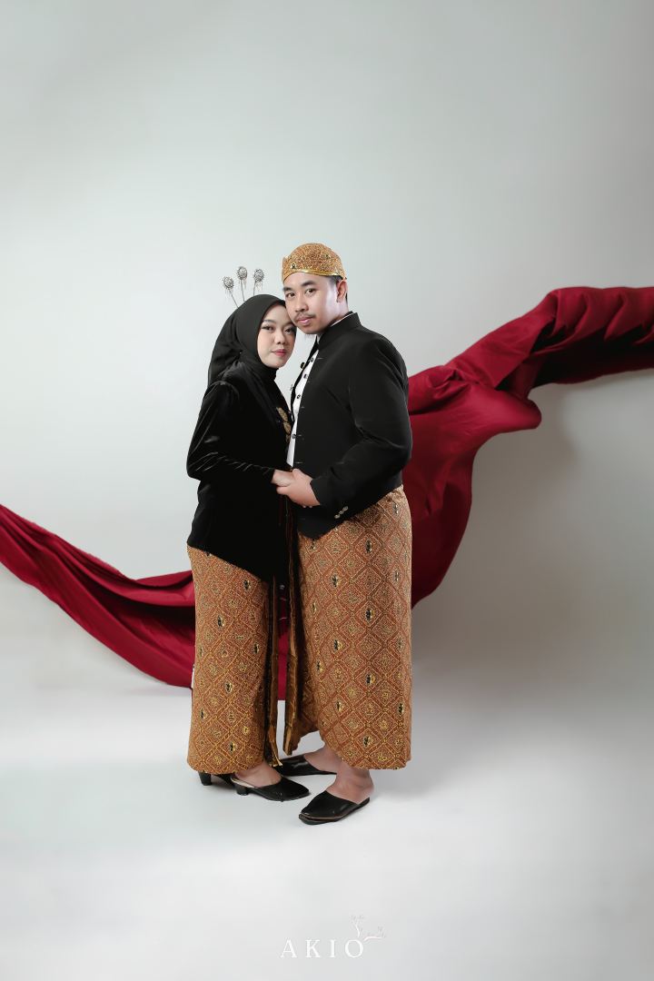 https://kitahalalyuk.webnikah.com/dirmember/00000026/sajadah/photo-258570-316359-l-202412040612.jpg