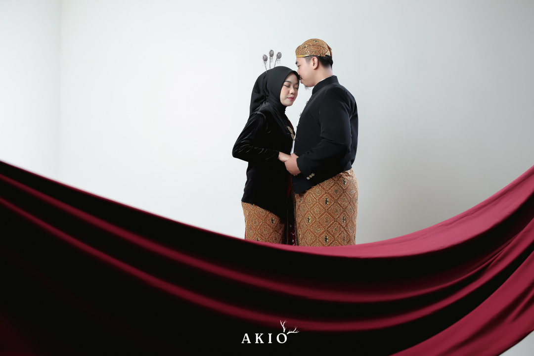 https://kitahalalyuk.webnikah.com/dirmember/00000026/sajadah/photo-258570-316360-l-202412040613.jpg