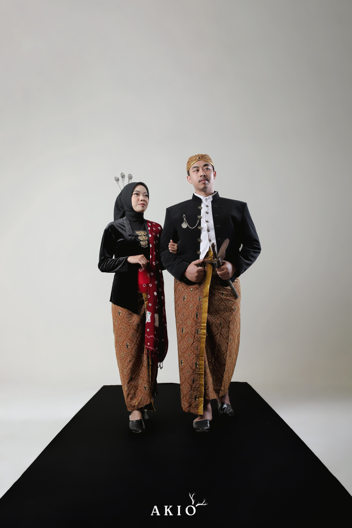 https://kitahalalyuk.webnikah.com/dirmember/00000026/sajadah/photo-258570-316364-l-202412040615.jpg