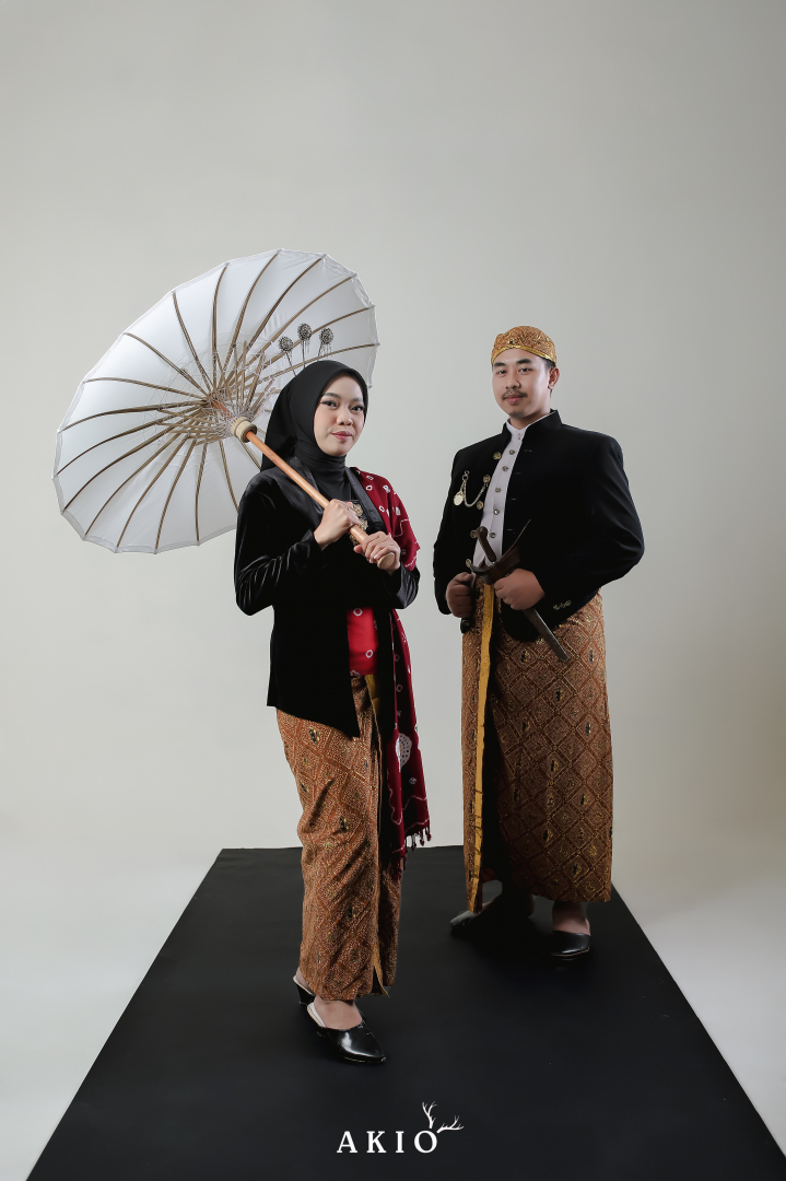 https://kitahalalyuk.webnikah.com/dirmember/00000026/sajadah/photo-258570-316365-l-202412040615.jpg