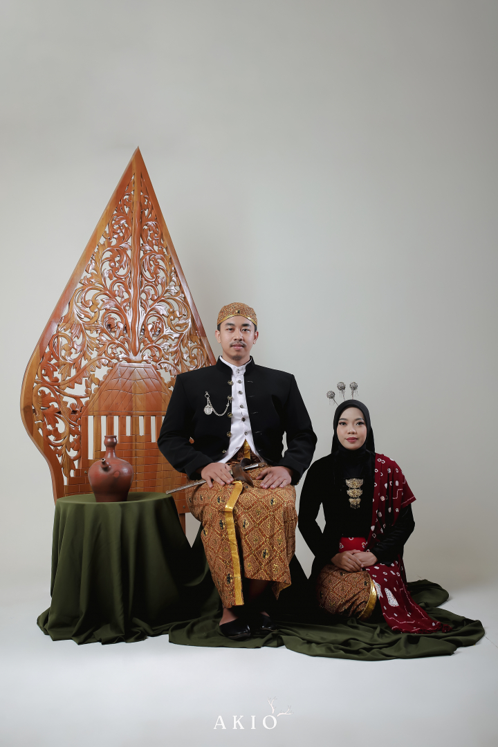 https://kitahalalyuk.webnikah.com/dirmember/00000026/sajadah/photo-258570-316368-l-202412040620.jpg